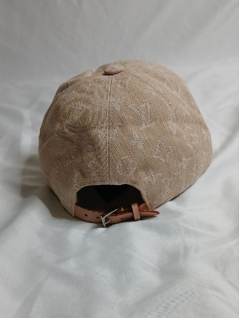 Louis Vuitton Essential Beige Monogram Baseball Cap - Picture 2 of 5